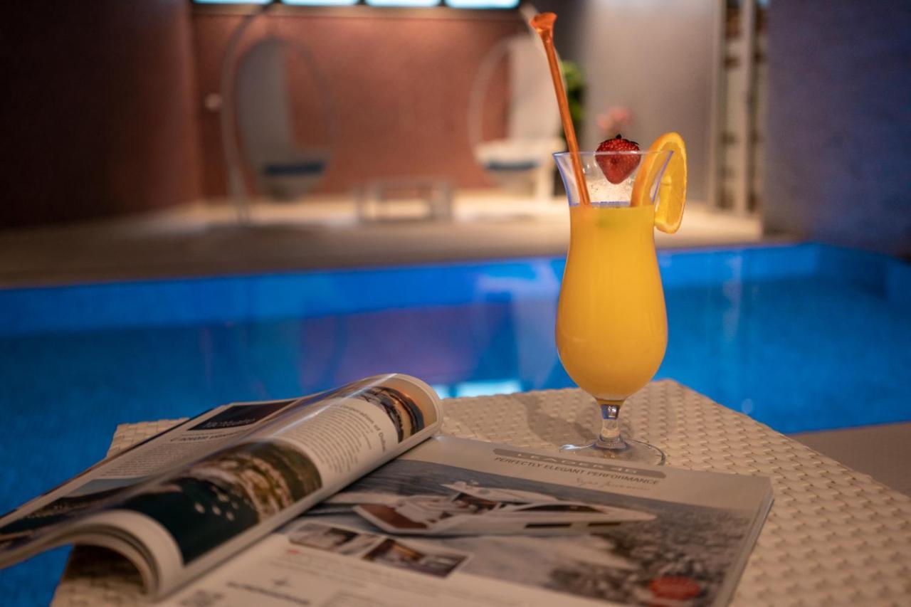 Boutique Hotel Life Rogoznica  Luaran gambar