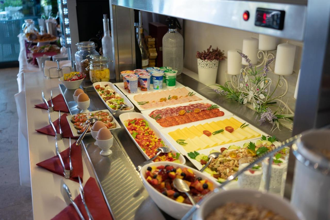Boutique Hotel Life Rogoznica  Luaran gambar