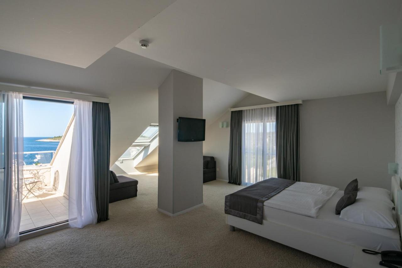 Boutique Hotel Life Rogoznica  Luaran gambar