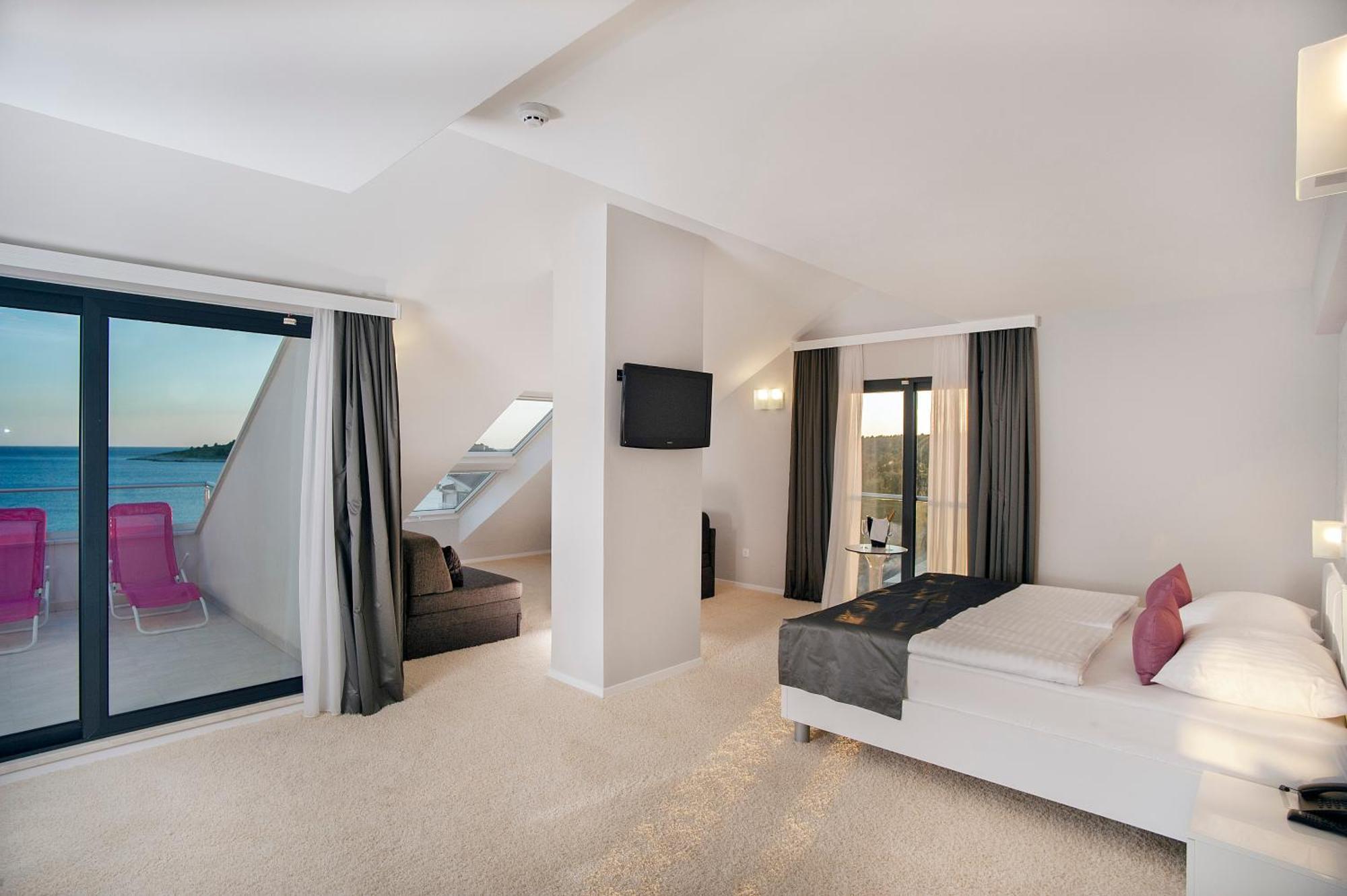 Boutique Hotel Life Rogoznica  Luaran gambar